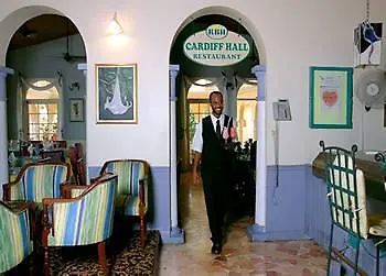 Cardiff Hotel And Spa Runaway Bay