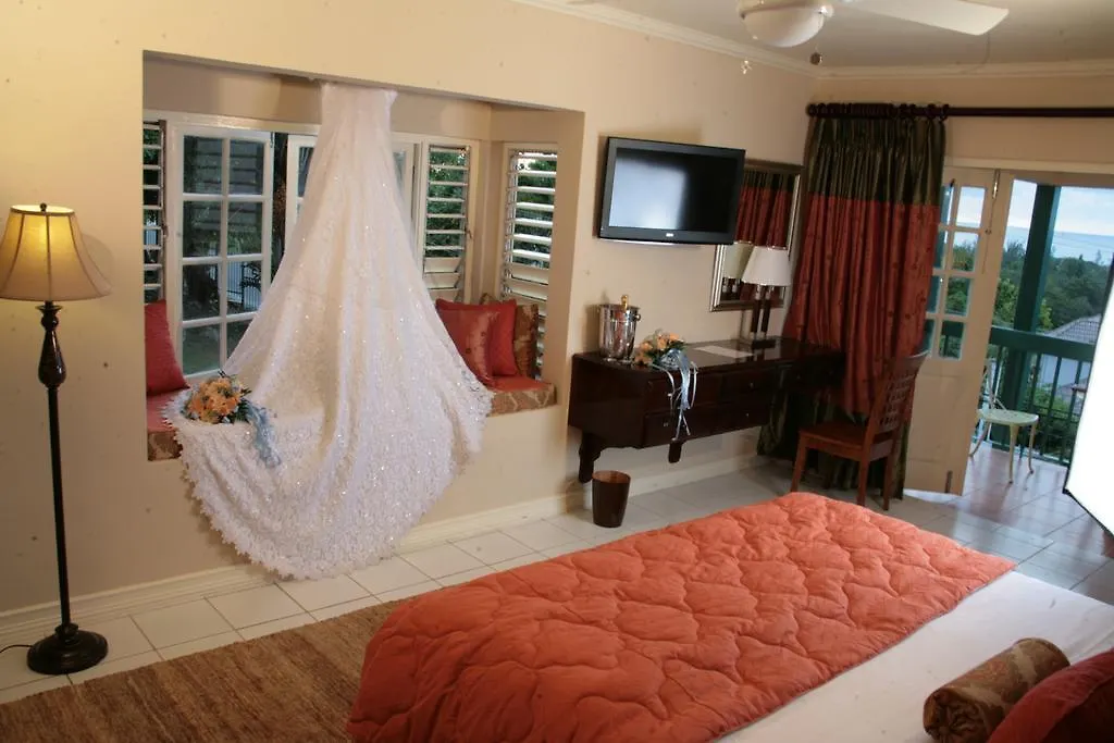 Cardiff Hotel And Spa Runaway Bay