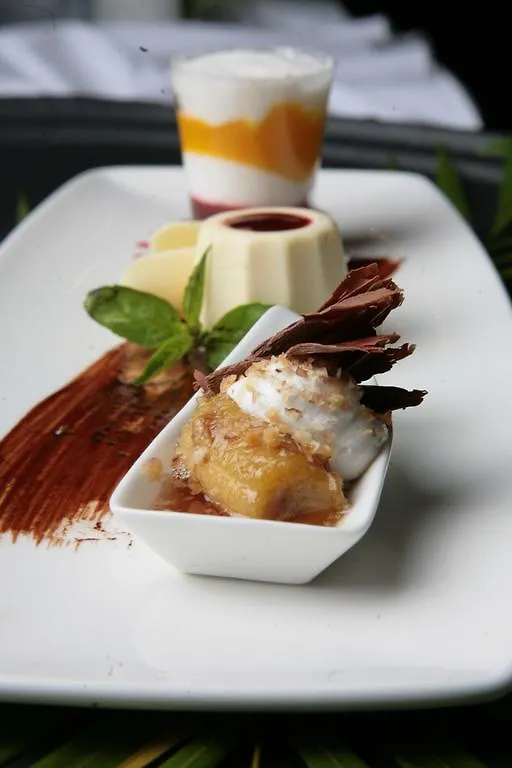 Cardiff Hotel And Spa Runaway Bay